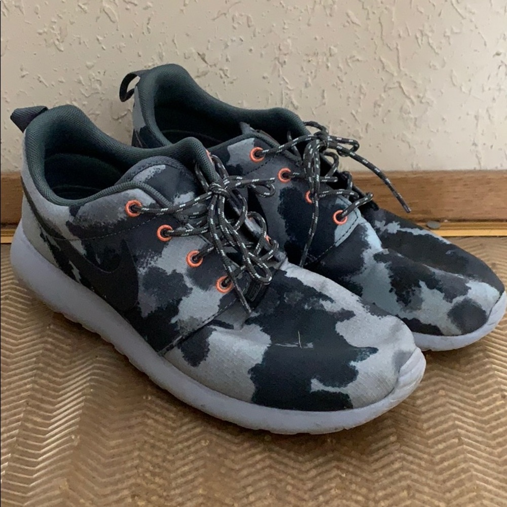 Printed Nike Roshe Run